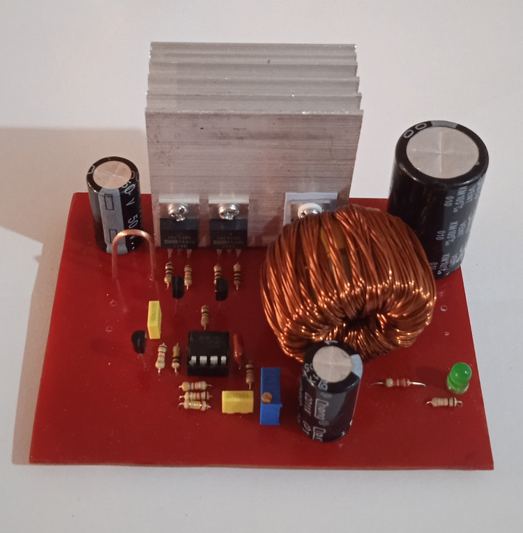 ماژول Buck Boost (کاهنده و افزاینده DC شش آمپری)